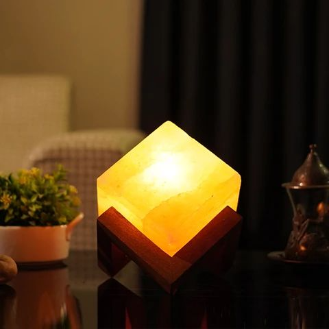 Zigzag Shape Himalayan Salt Lamp.