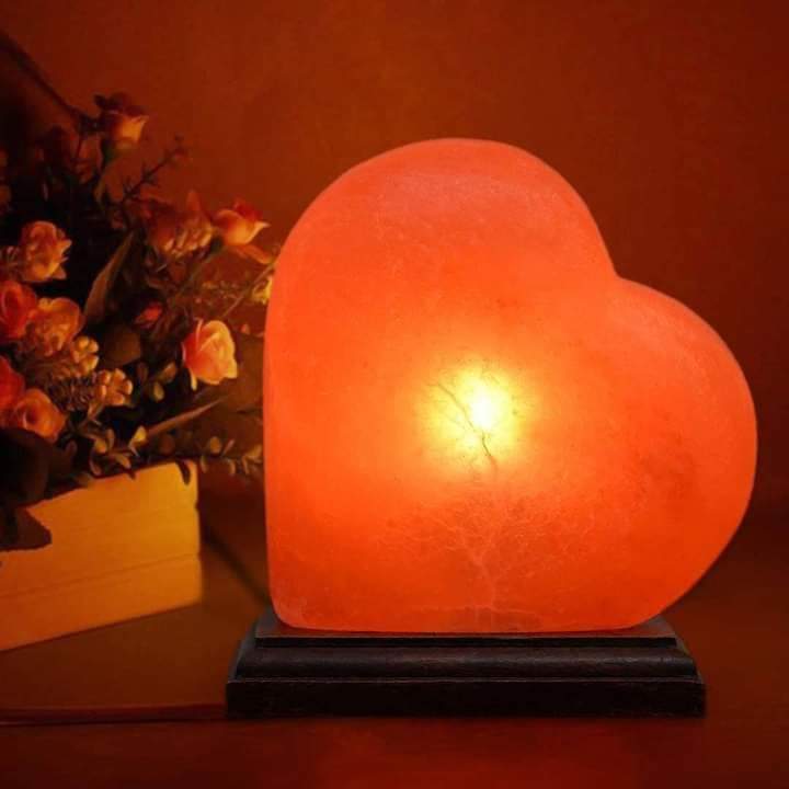 ❤️ Heart-Shaped Himalayan Pink Salt Lamp – Natural Glow & Healing Energy 🌸